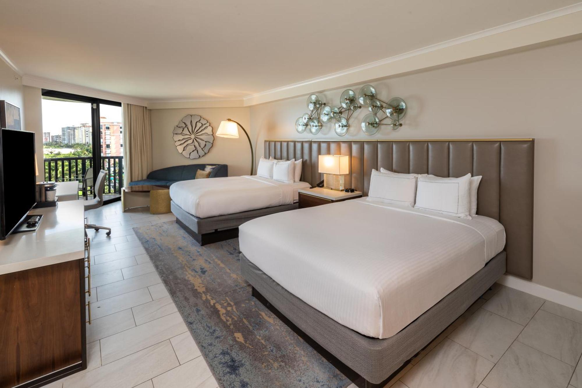 Hilton Marco Island Beach Resort And Spa Exterior photo
