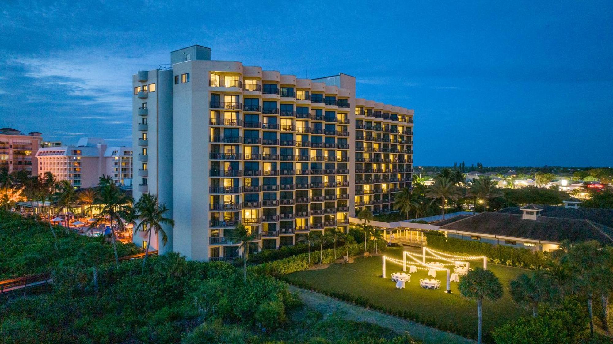 Hilton Marco Island Beach Resort And Spa Exterior photo